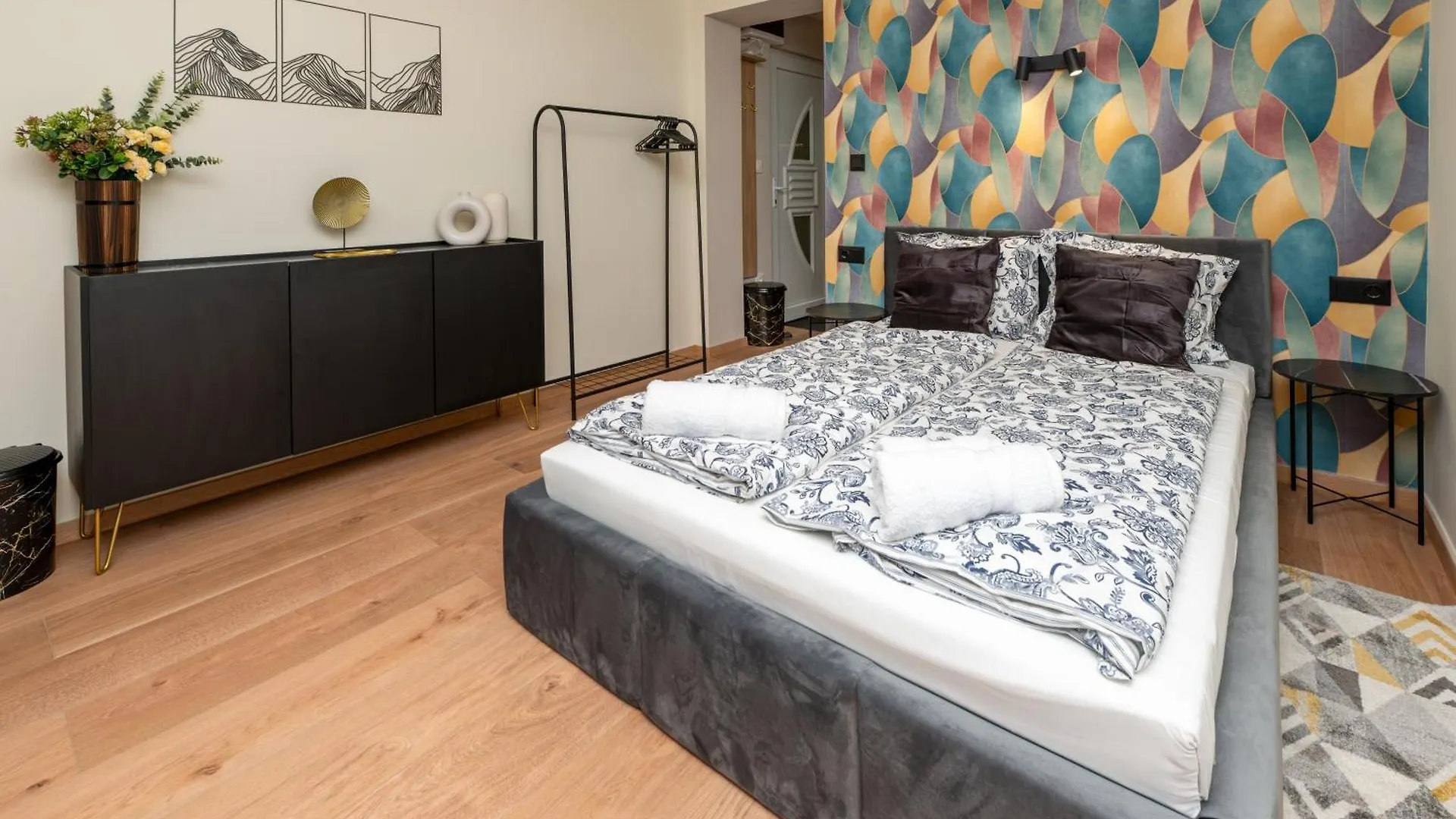 Astoria R91 One Bedroom Apartment Budapest